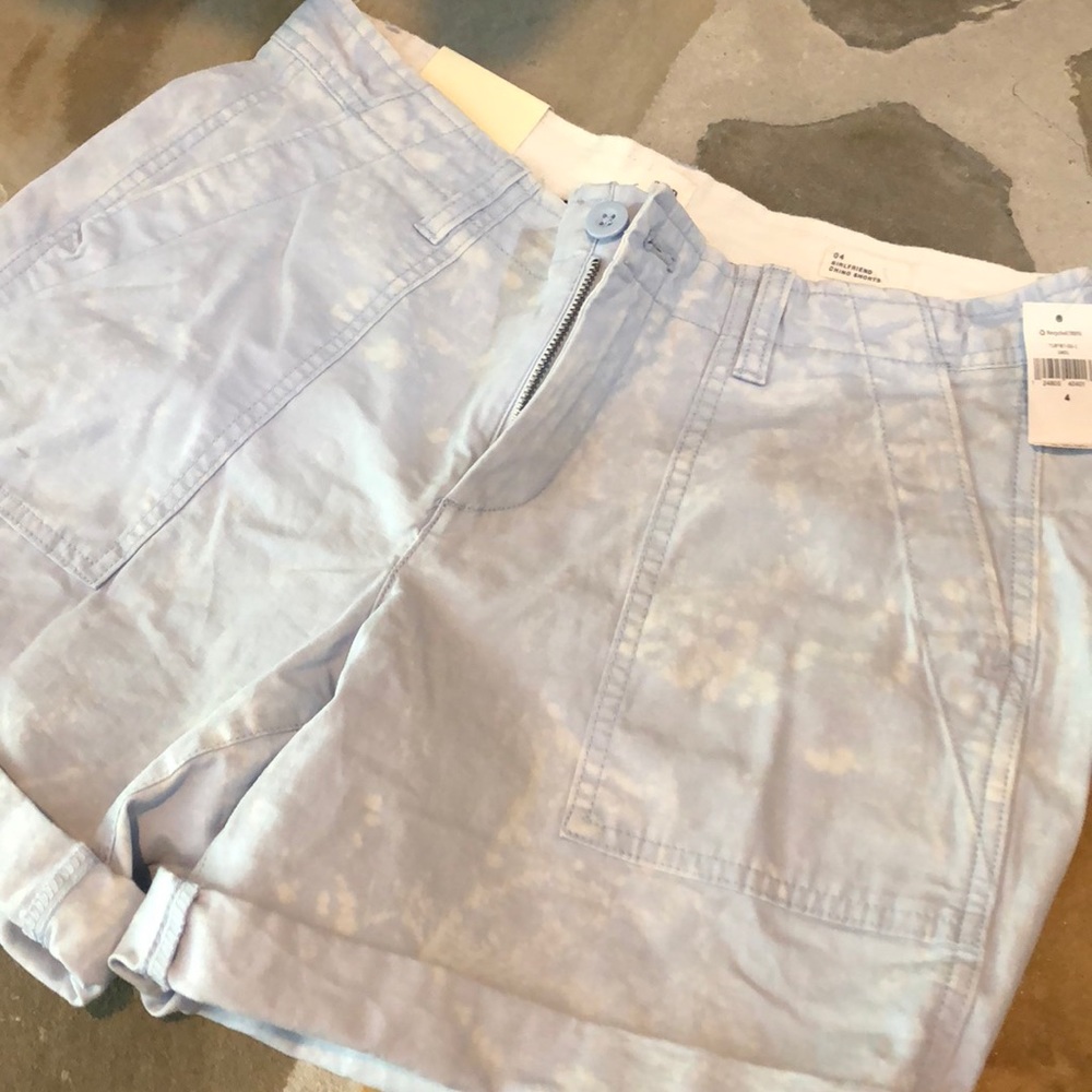 GAP Girlfriend Chino Shorts, New with tags
